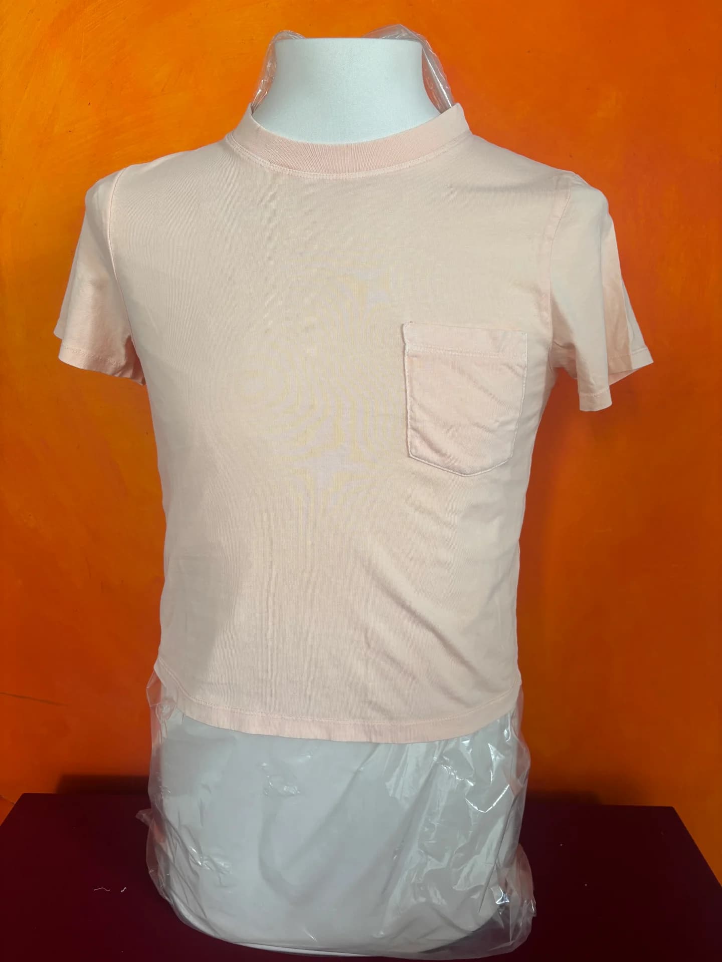 Diversas peças de roupa