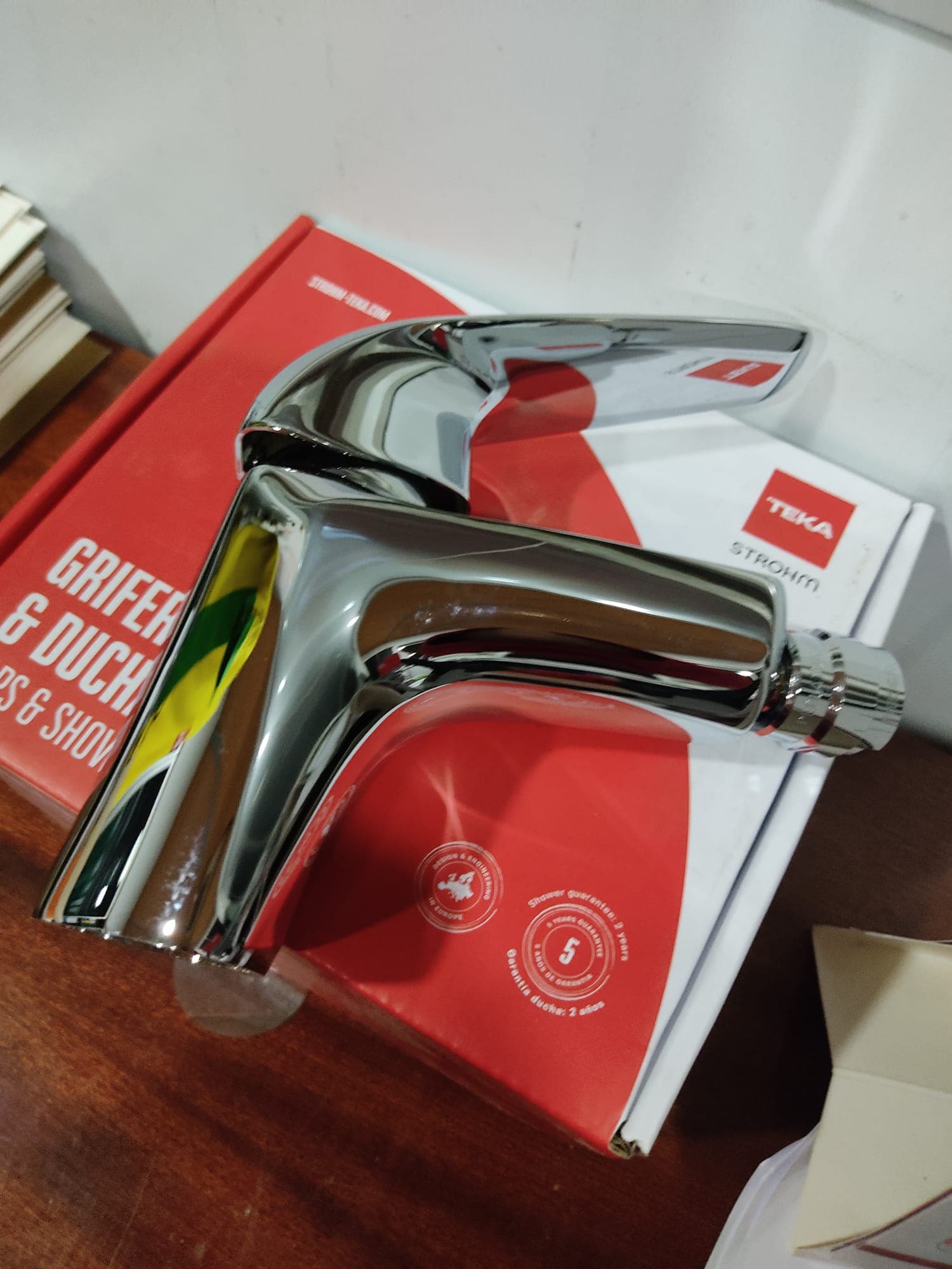 Torneiras e Chuveiros para WC
